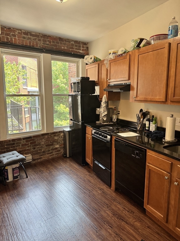 115 Salem St 10