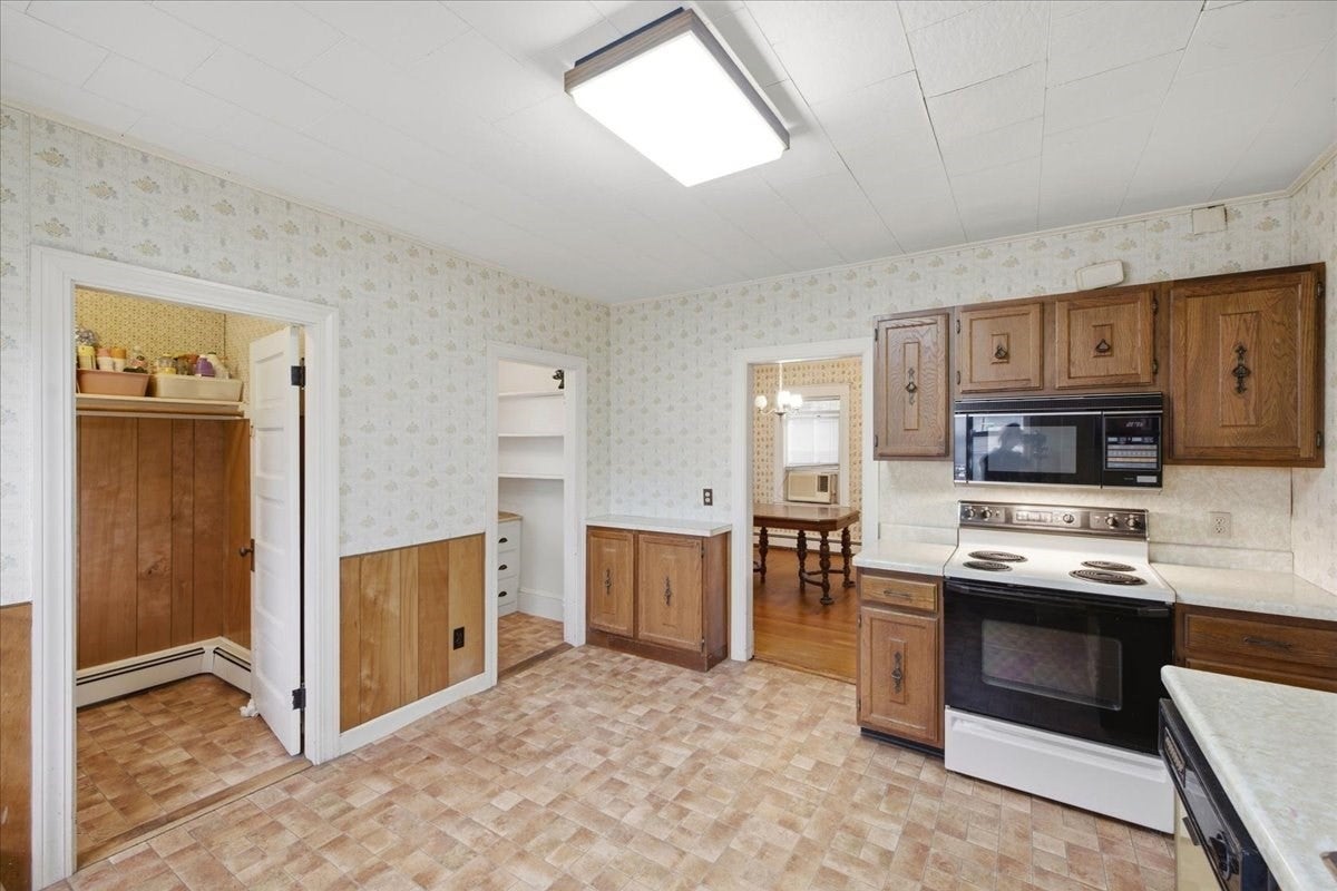 40-40 1/2 Savin Avenue, Norwood, MA, 40-40 1/2 Savin Avenue, Norwood, MA Photo #23