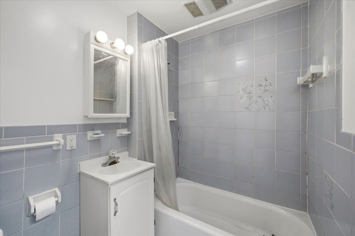40-40 1/2 Savin Avenue, Norwood, MA, 40-40 1/2 Savin Avenue, Norwood, MA Photo #18