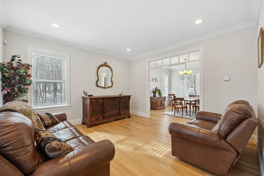42 West Elm Street