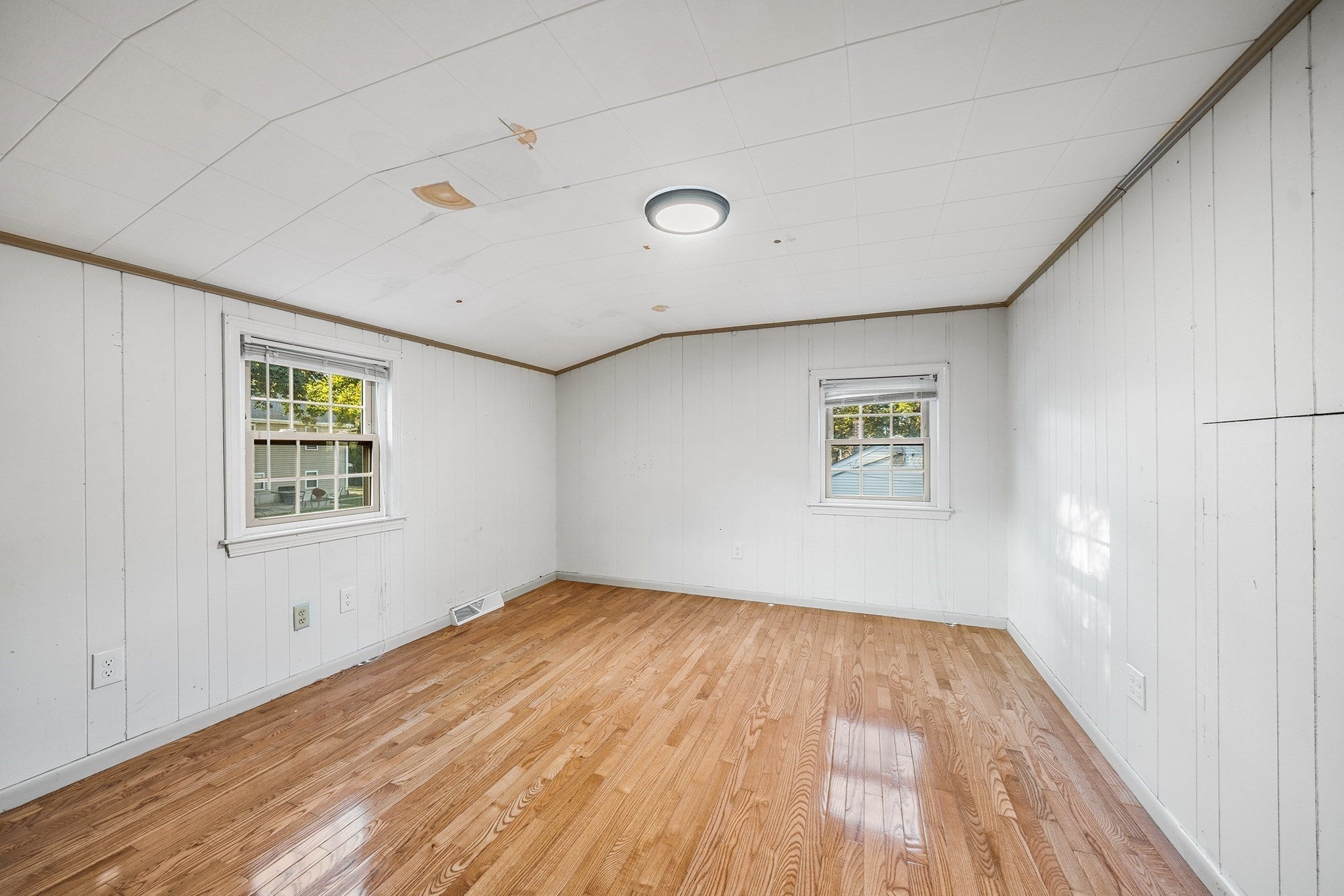 51 Selwyn Rd, Randolph, MA Photo #24