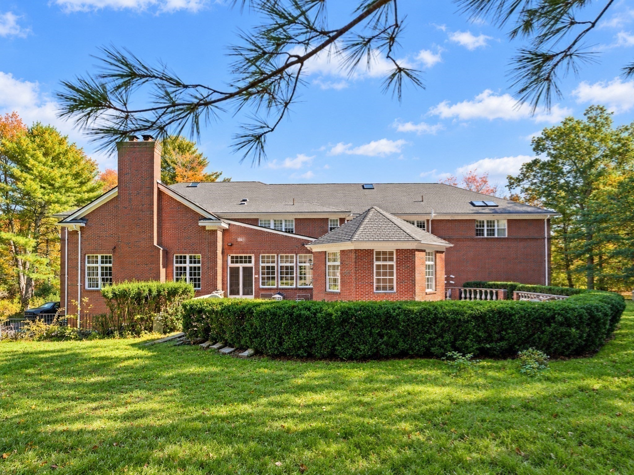 451 Wellesley St, Weston, MA, 451 Wellesley St, Weston, MA Photo #22