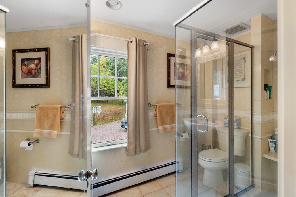 50 Chestnut St, Lynnfield, MA, 50 Chestnut St, Lynnfield, MA Photo #30
