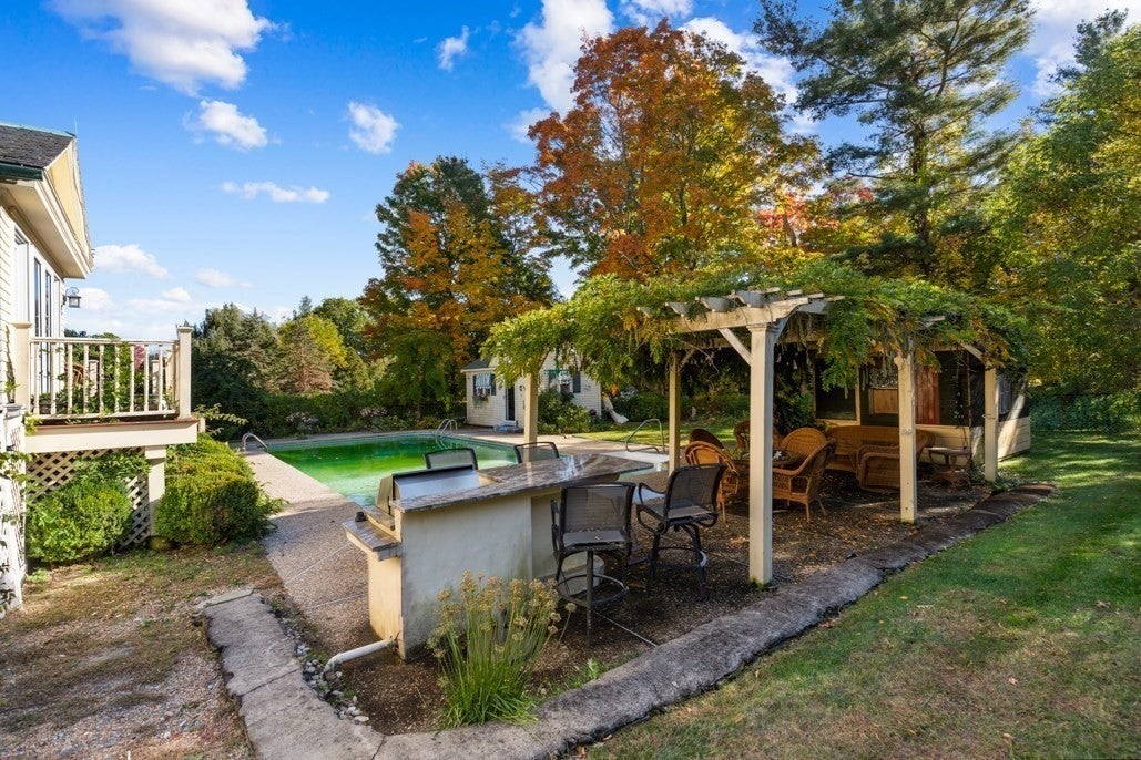 50 Chestnut St, Lynnfield, MA, 50 Chestnut St, Lynnfield, MA Photo #35