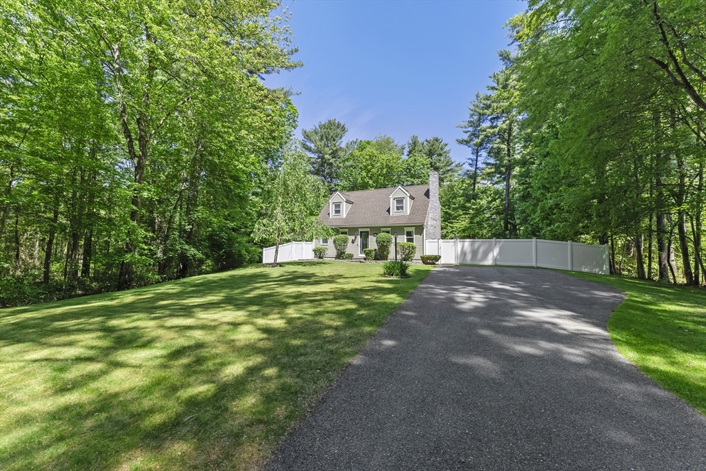 132 Pine St