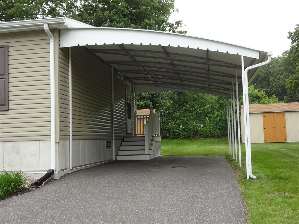 73 Hillview Drive