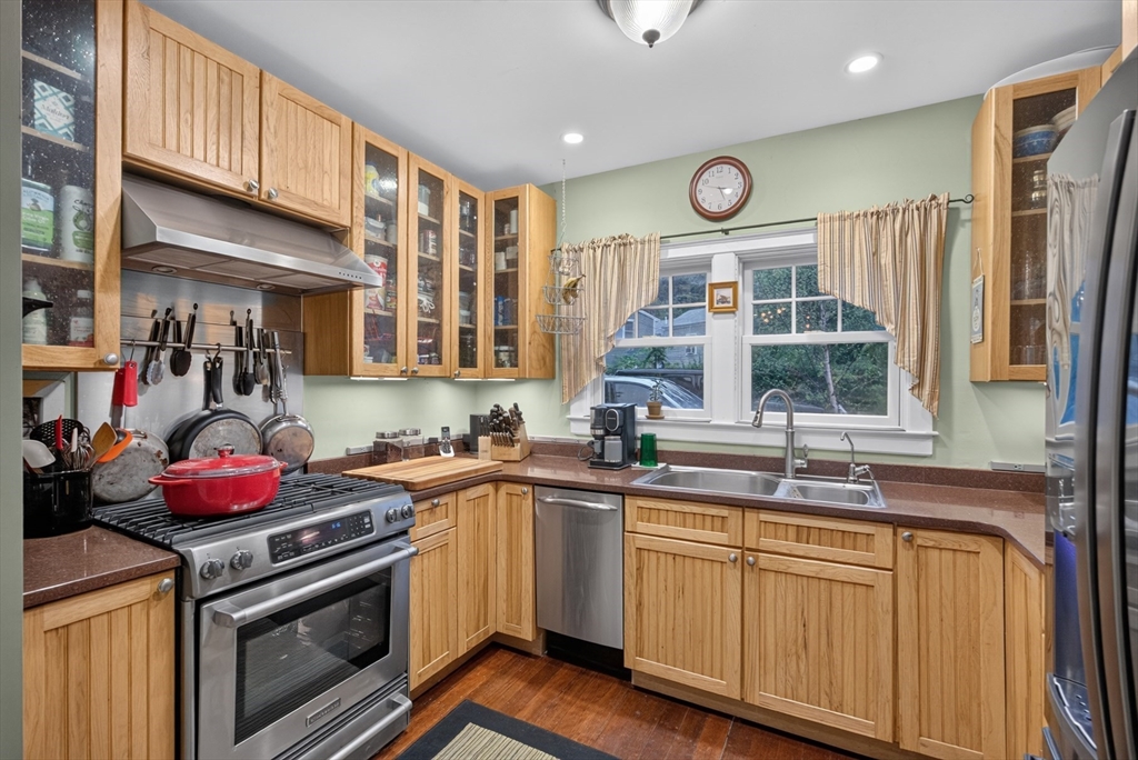 10 Snows Lane Unit 1B