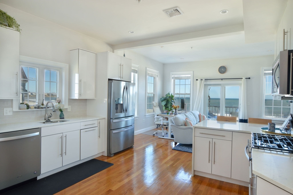 148 Winthrop Shore Dr 5