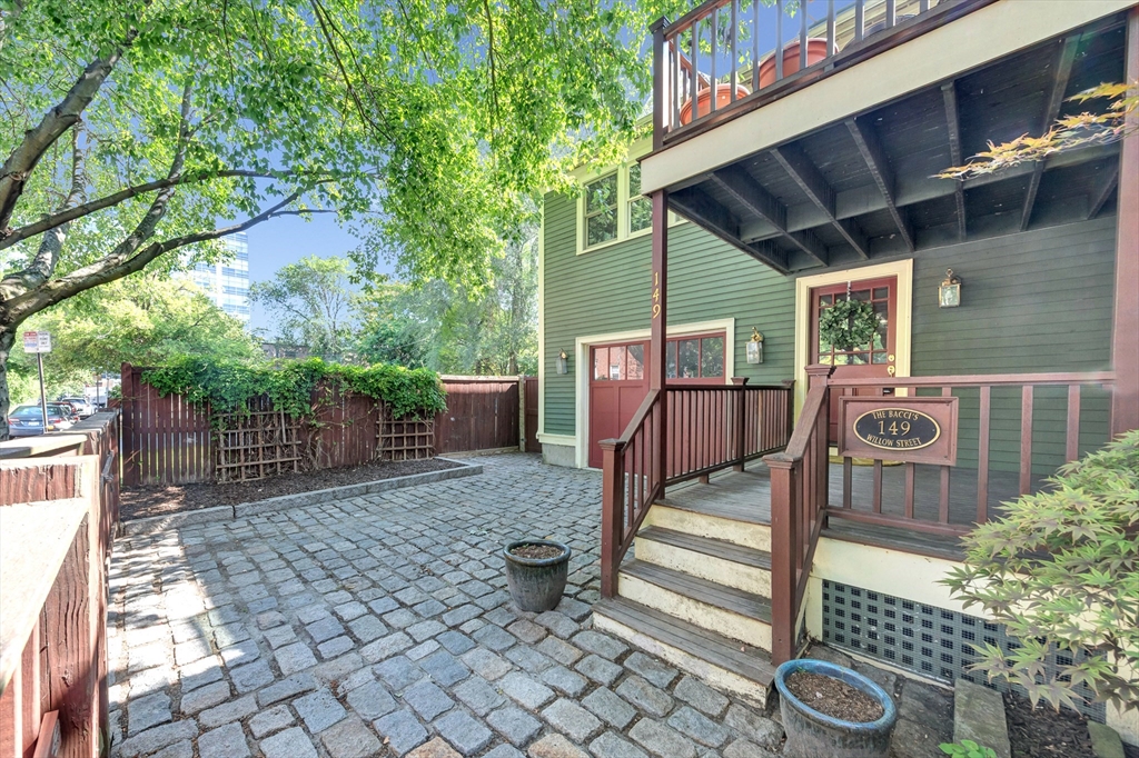 149 Willow Street