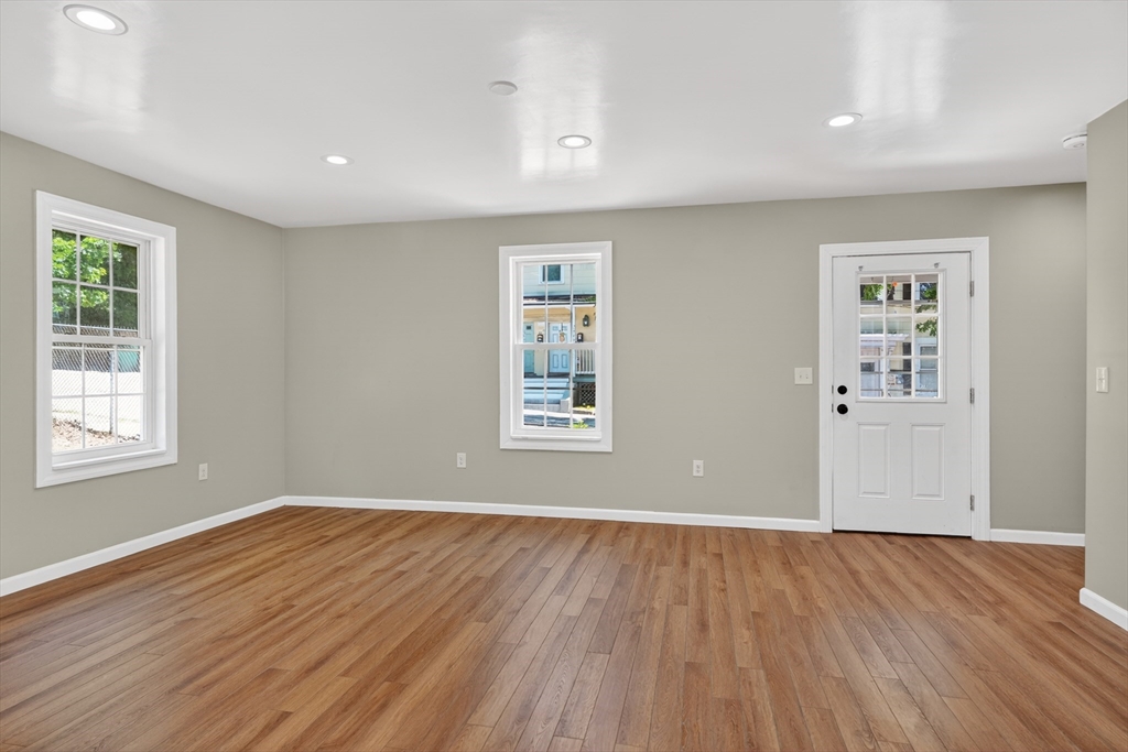 14 Highland Ave
