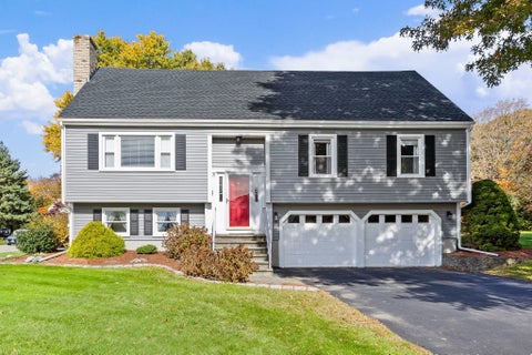 Photo of 31 Greenview St, Cumberland, RI 02864 (MLS # 73595105)