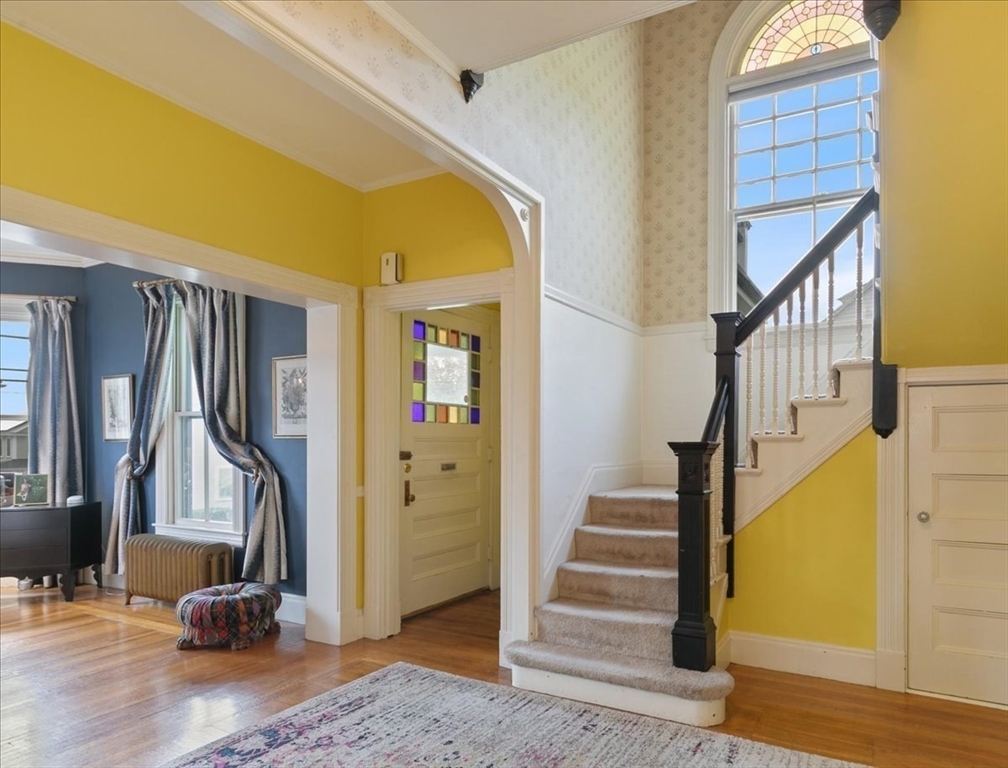 44 Hanks St