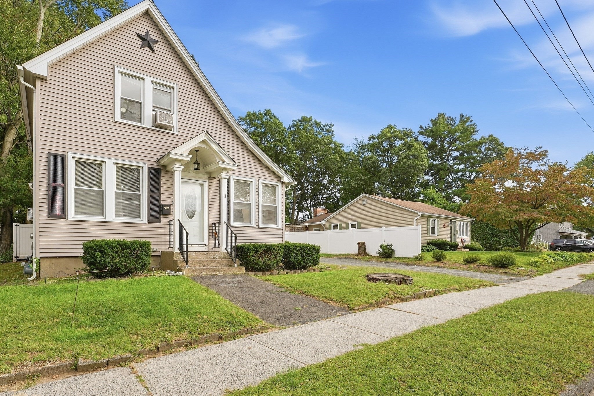 11 Garrity St, Chicopee, MA Photo #2