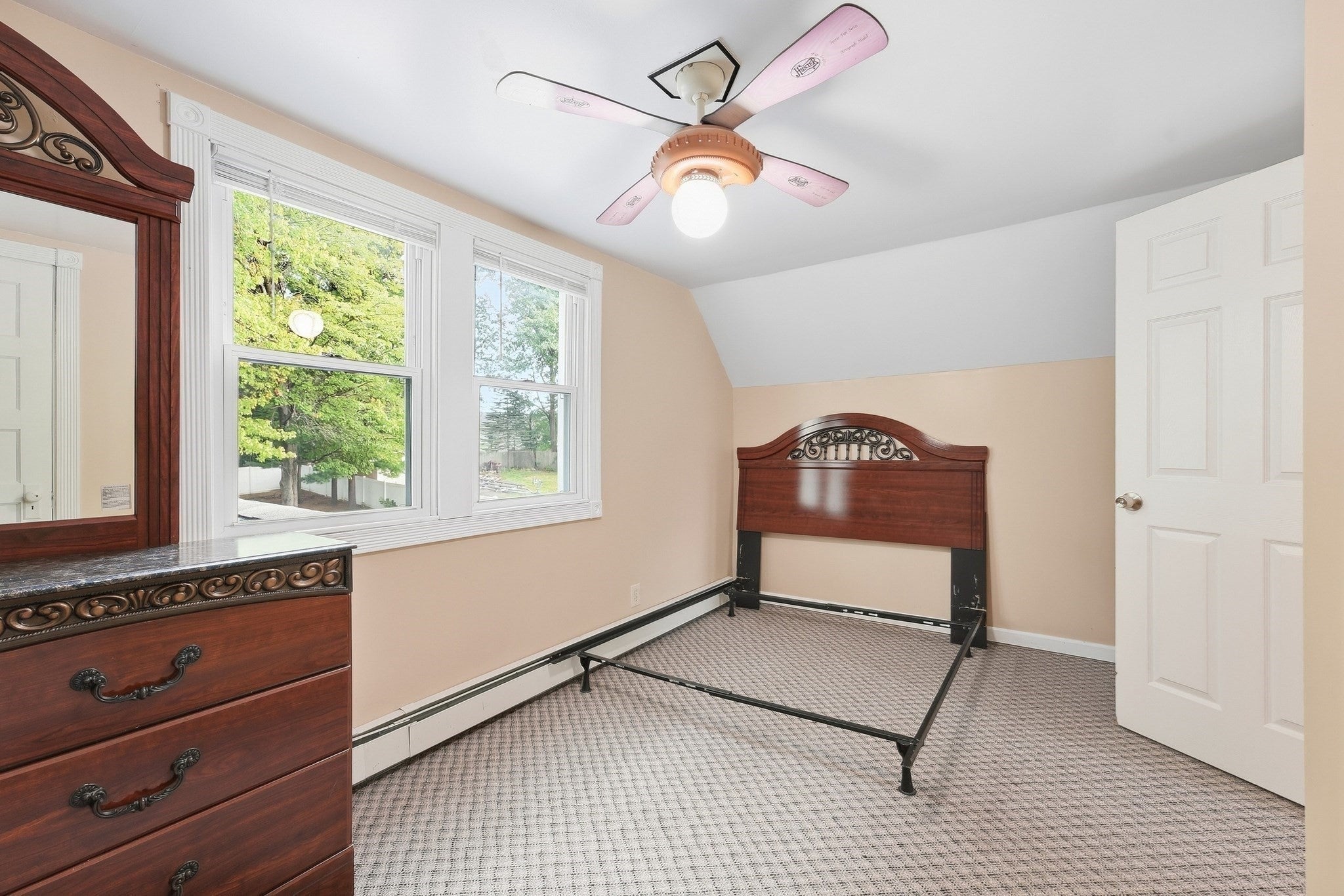 11 Garrity St, Chicopee, MA Photo #26