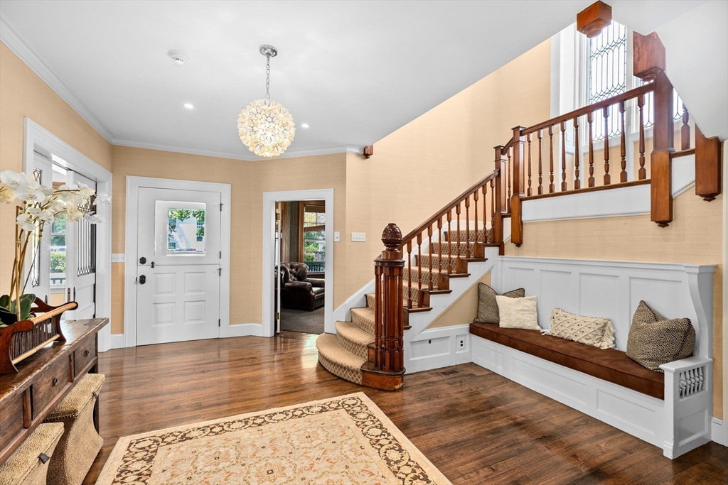 11 Beach St