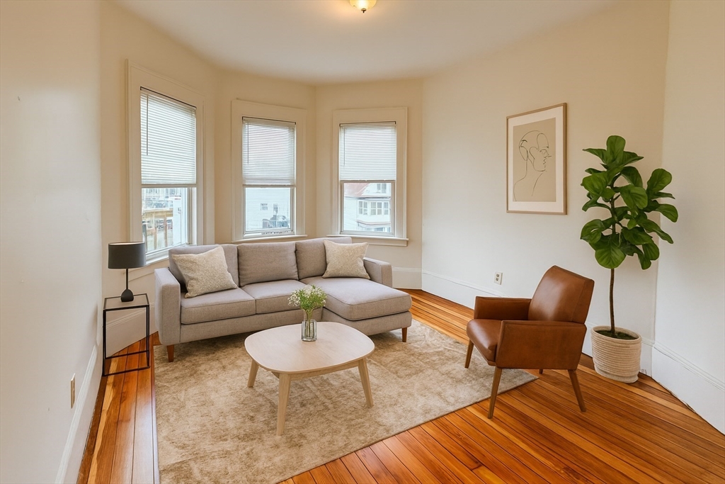 620 River St Top