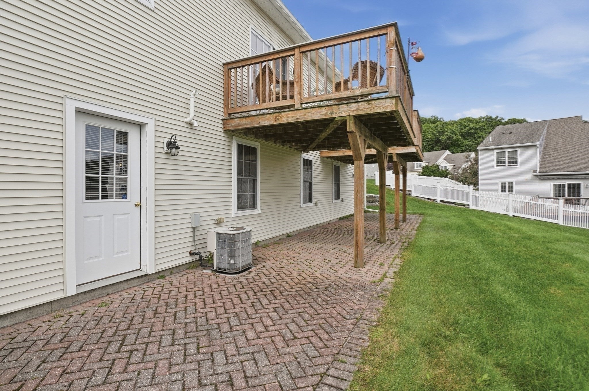 97 Horne Way #97, Millbury, MA Photo #27