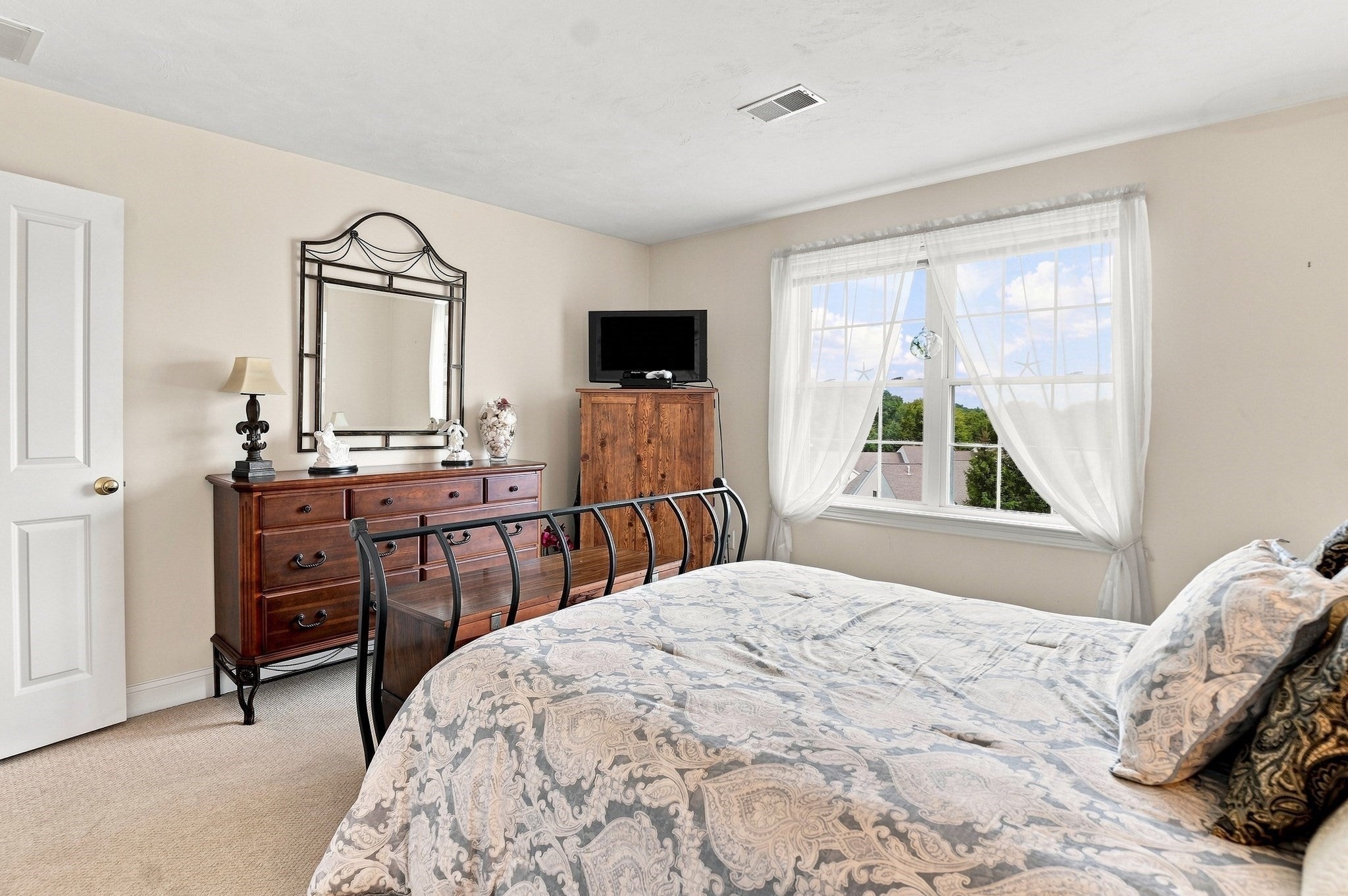 97 Horne Way #97, Millbury, MA Photo #23