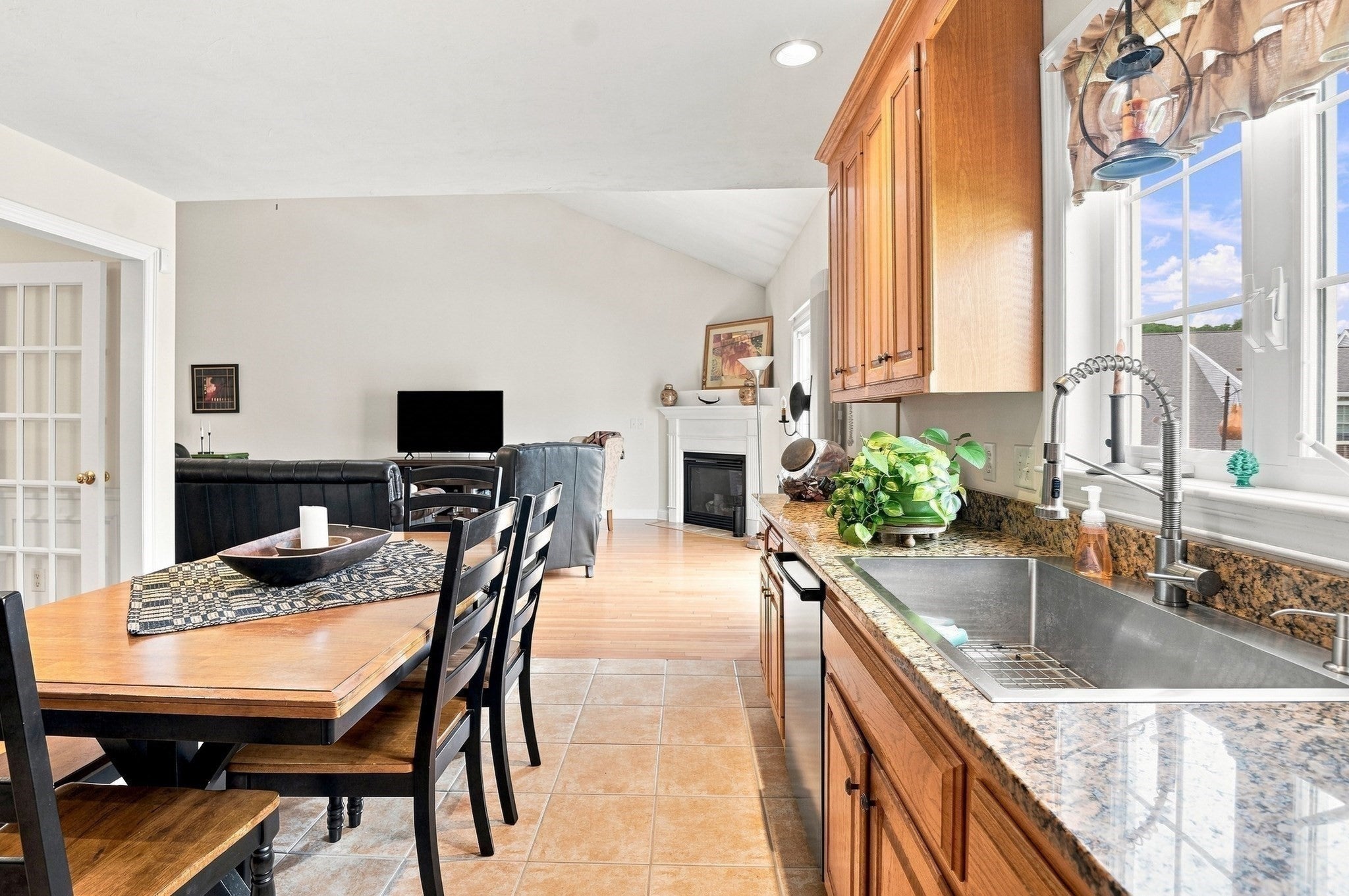 97 Horne Way #97, Millbury, MA Photo #12