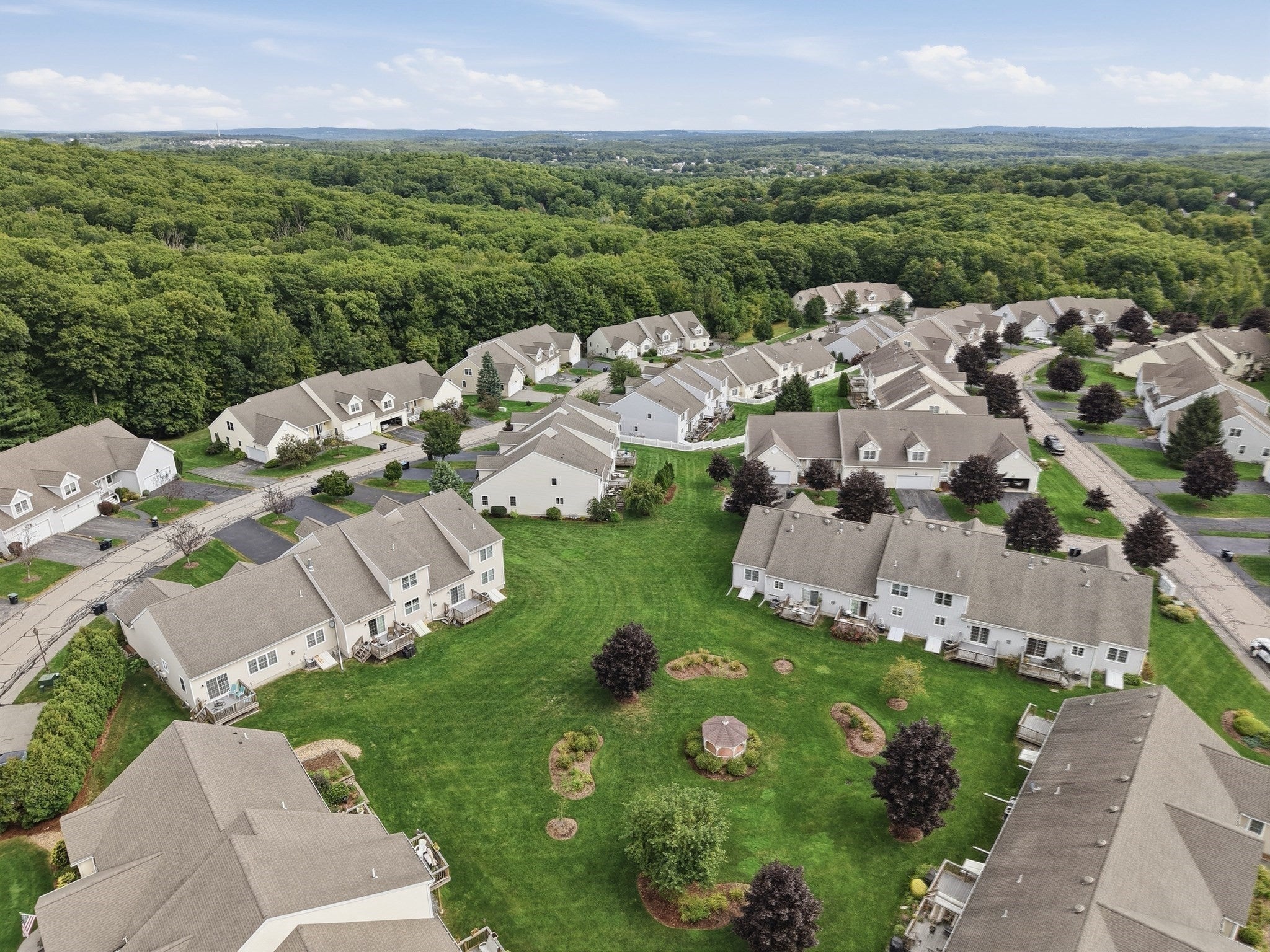 97 Horne Way #97, Millbury, MA Photo #31