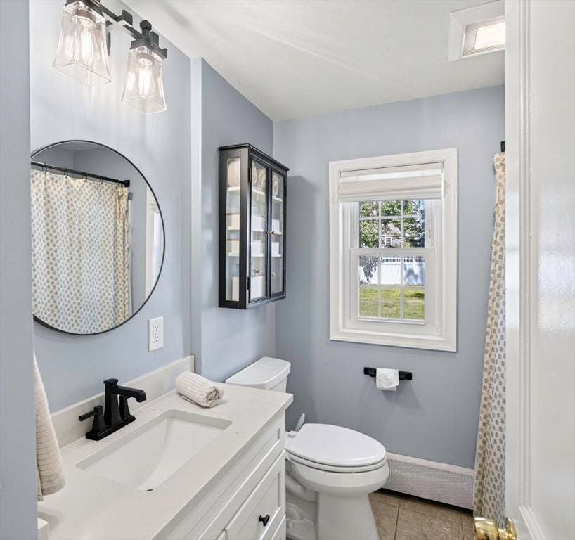47 Maple Cir, Shrewsbury, MA Photo #19