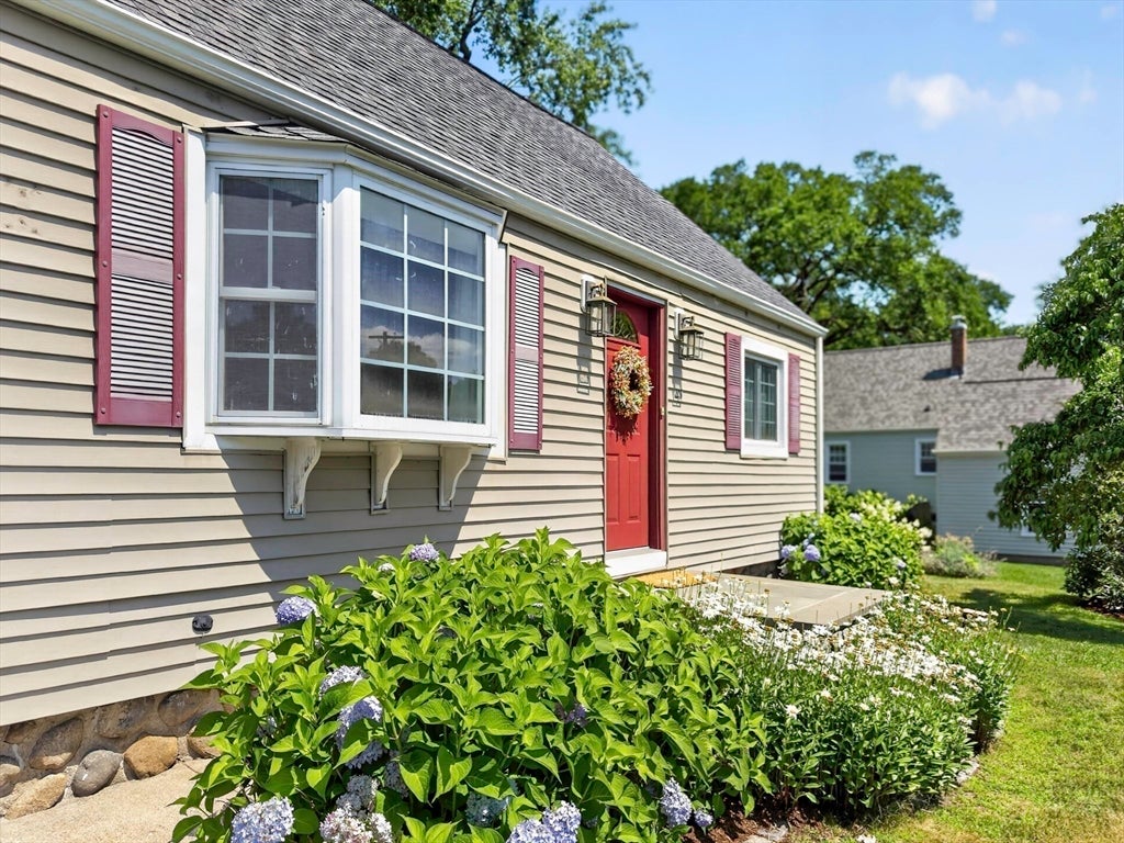 47 Maple Cir, Shrewsbury, MA Photo #41