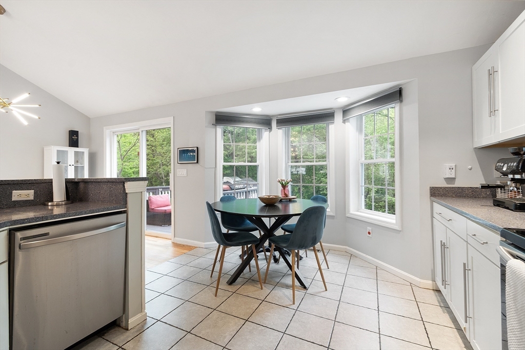 2 Pinebrook Ln