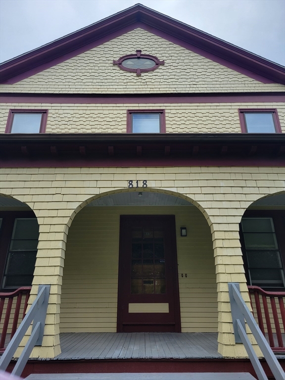 818 Hathaway Rd