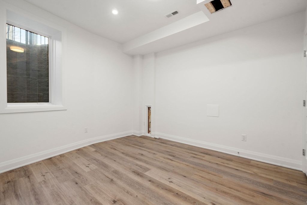 956 Walnut Street #7, Newton, MA Photo #25