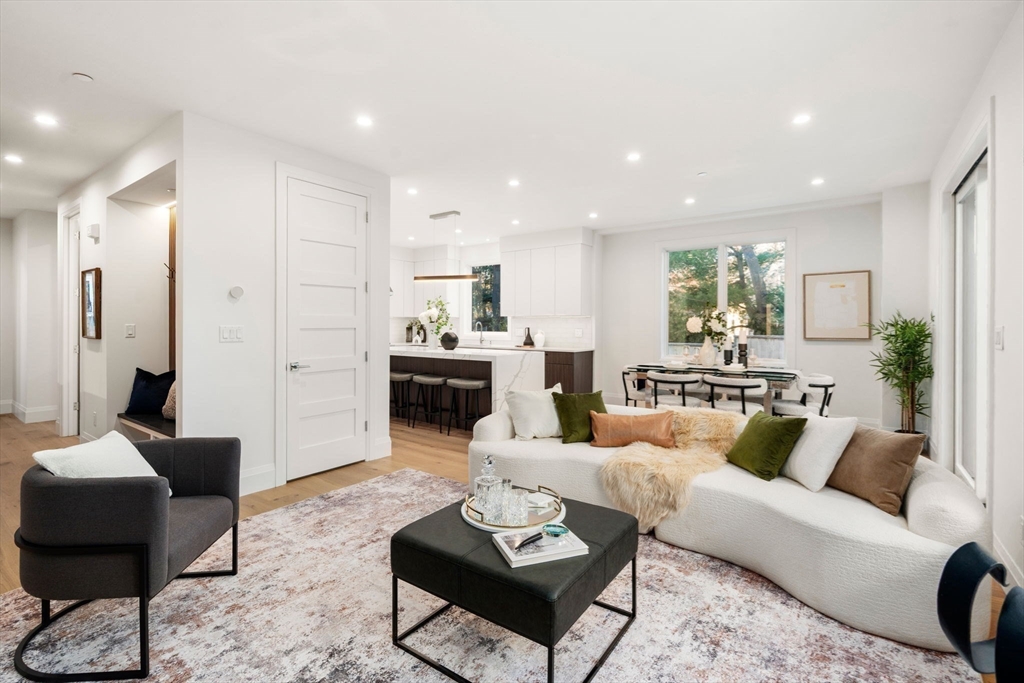 956 Walnut Street #7, Newton, MA Photo #7
