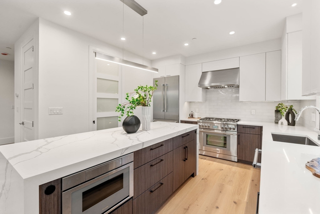 956 Walnut Street #7, Newton, MA Photo #9