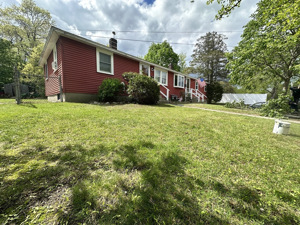 23 Rhodes Cir