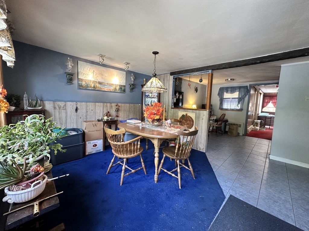 23 Rhodes Cir
