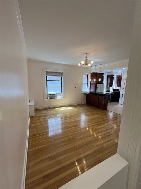 Click for 382 Commonwealth Ave #52, Boston, MA slideshow