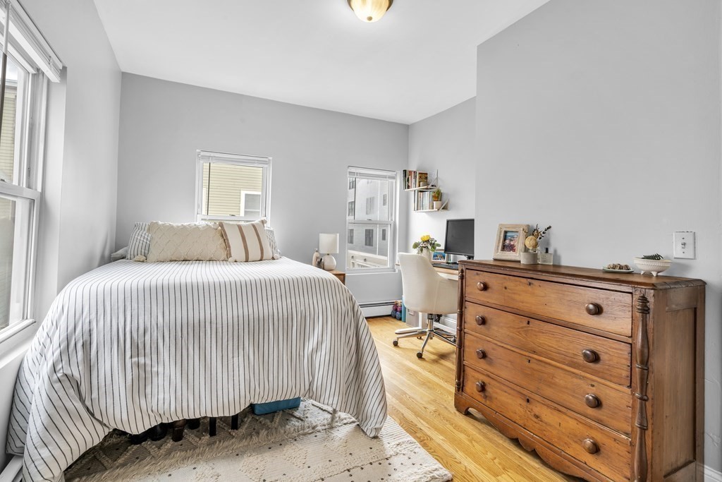 180 W 8th St #2, Boston, MA, 180 W 8th St #2, Boston, MA Photo #6