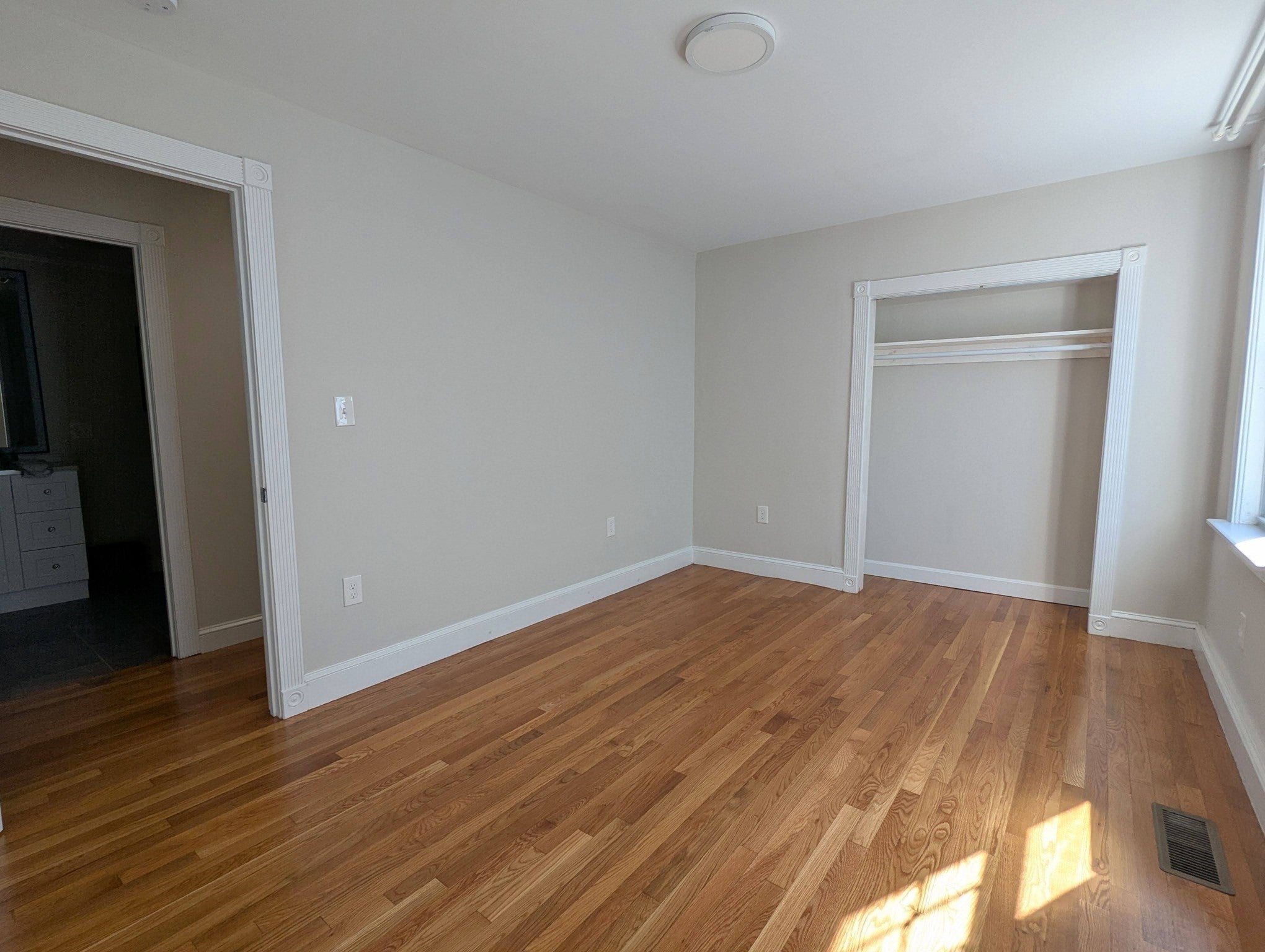 243 Appleton St, Lowell, MA, 243 Appleton St, Lowell, MA Photo #19