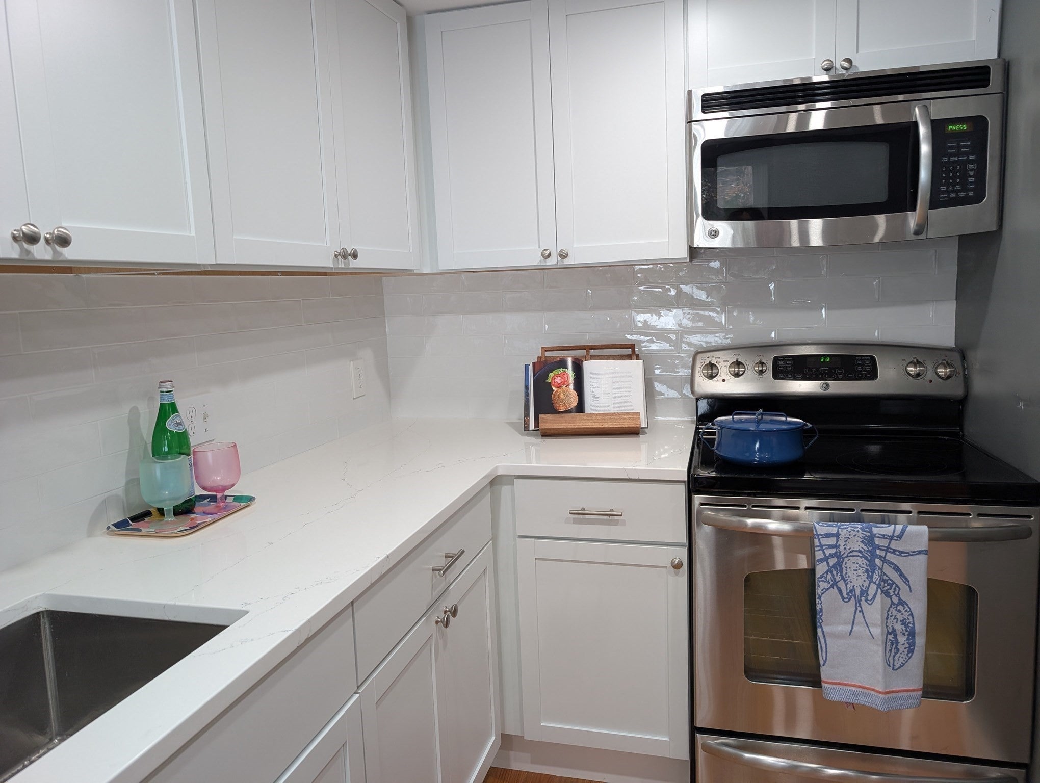 243 Appleton St, Lowell, MA, 243 Appleton St, Lowell, MA Photo #10