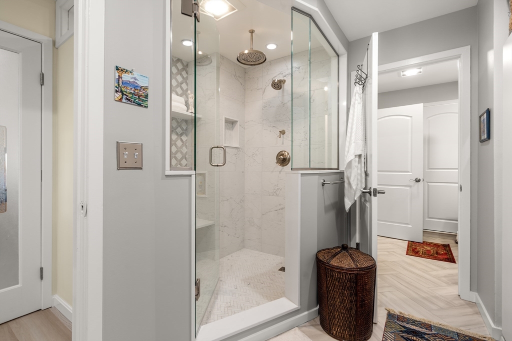 1 Seal Harbor Rd #300, Winthrop, MA Photo #16