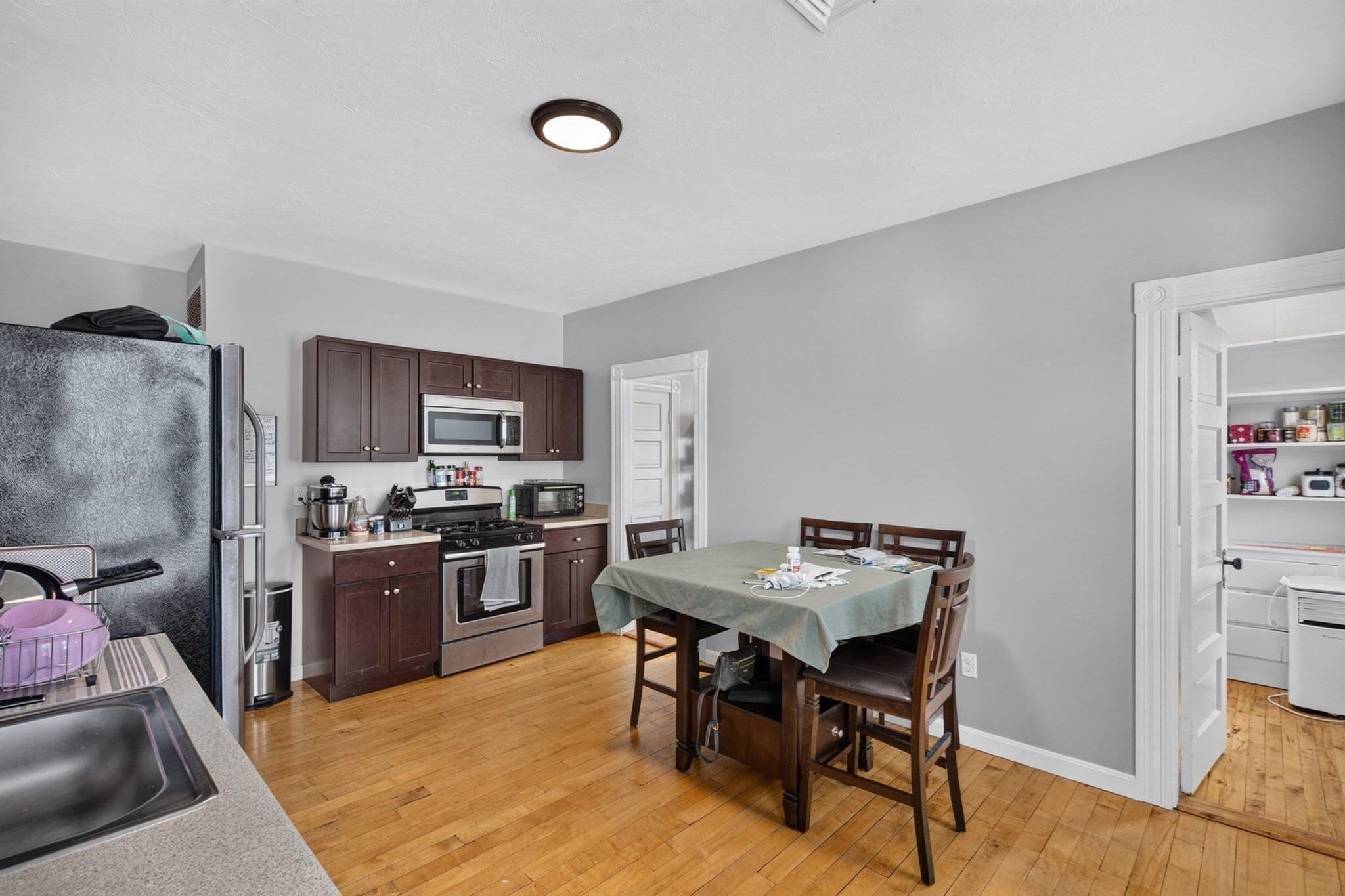 16 Bellevue Ave, Brockton, MA, 16 Bellevue Ave, Brockton, MA Photo #5
