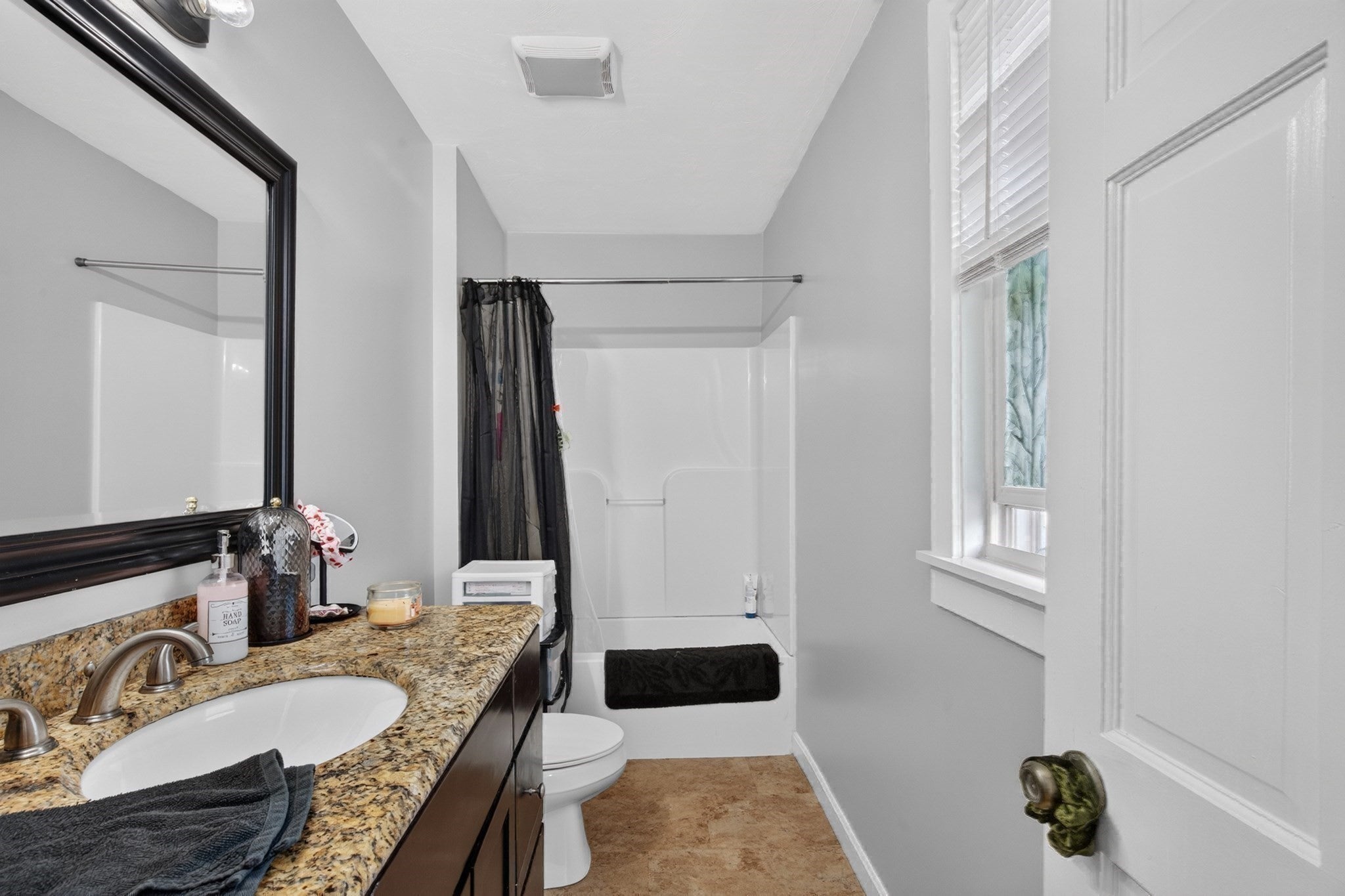 16 Bellevue Ave, Brockton, MA, 16 Bellevue Ave, Brockton, MA Photo #22
