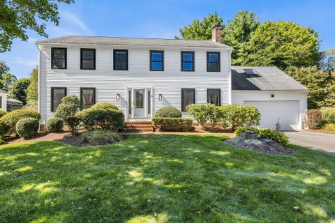 Photo of 8 Lantern Ln, Shrewsbury, MA 01545 (MLS # 73579336)
