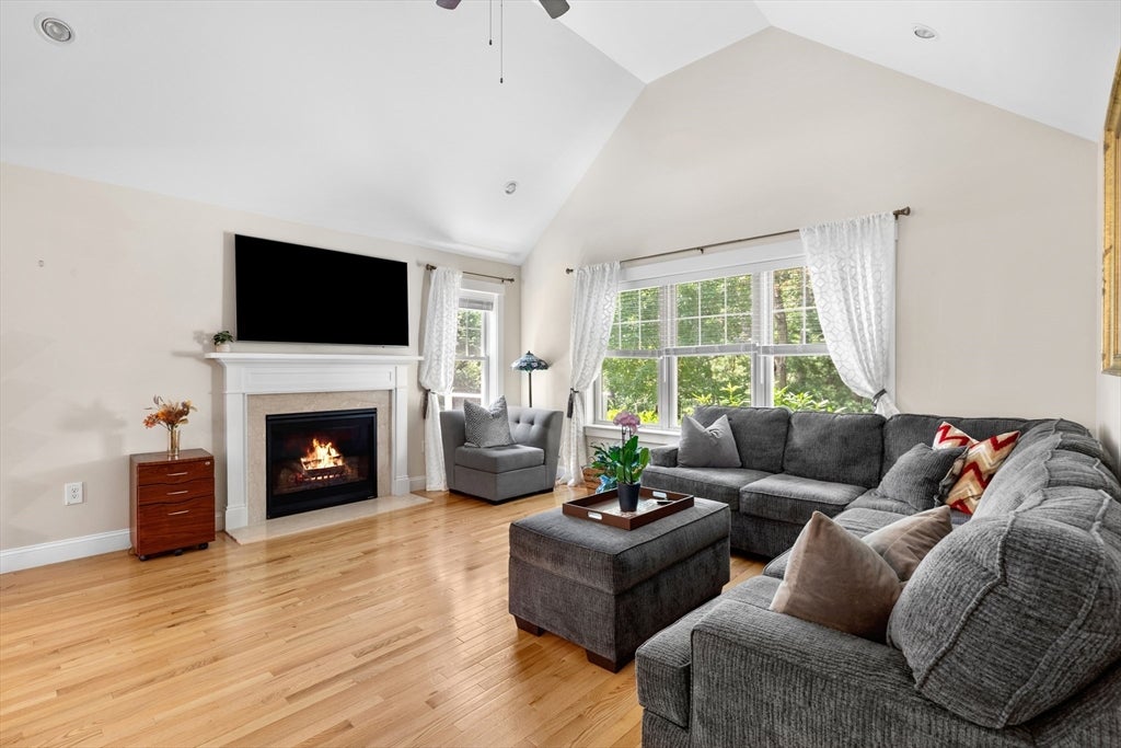 15 Southview Way, Plymouth, MA, 15 Southview Way, Plymouth, MA Photo #8
