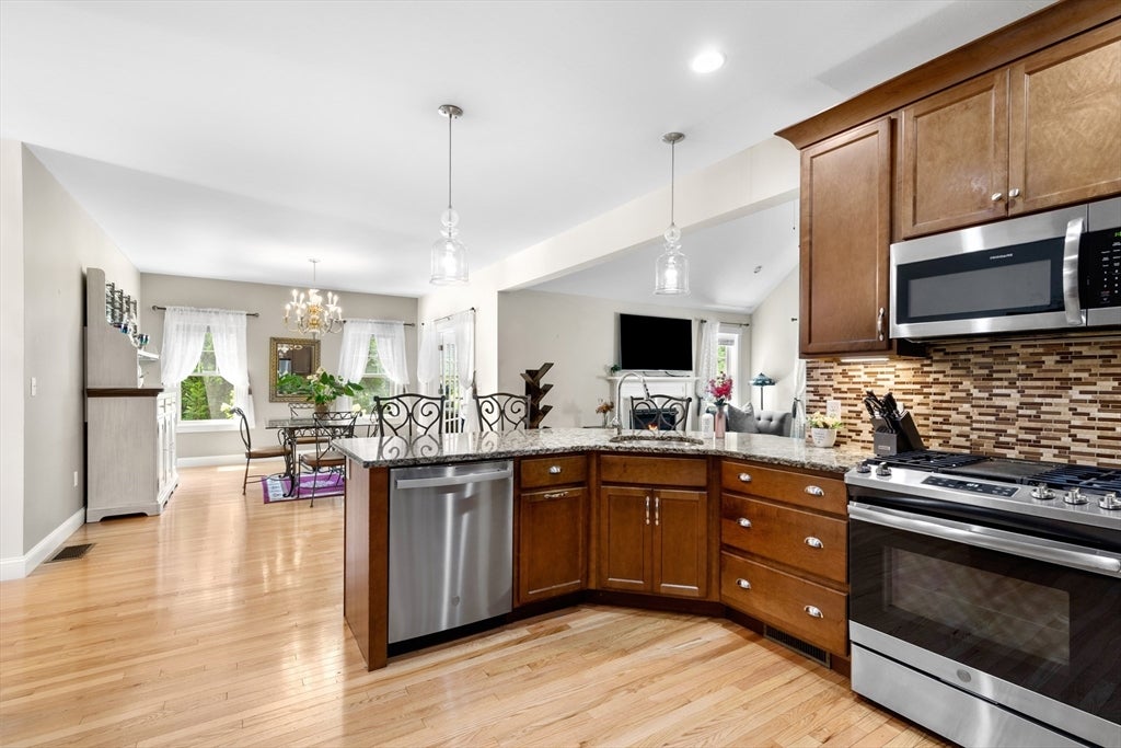 15 Southview Way, Plymouth, MA, 15 Southview Way, Plymouth, MA Photo #7