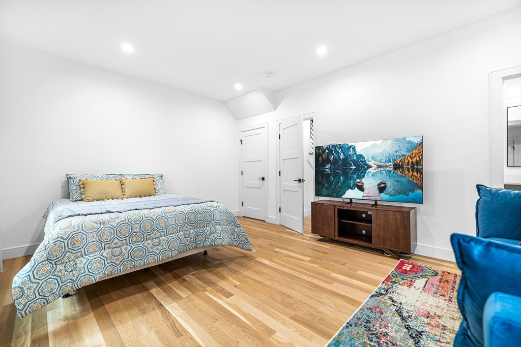 25 Tolman St 2