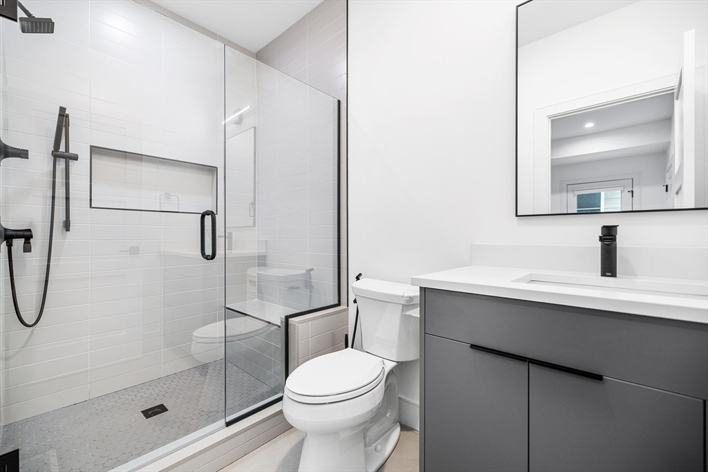 25 Tolman St 2