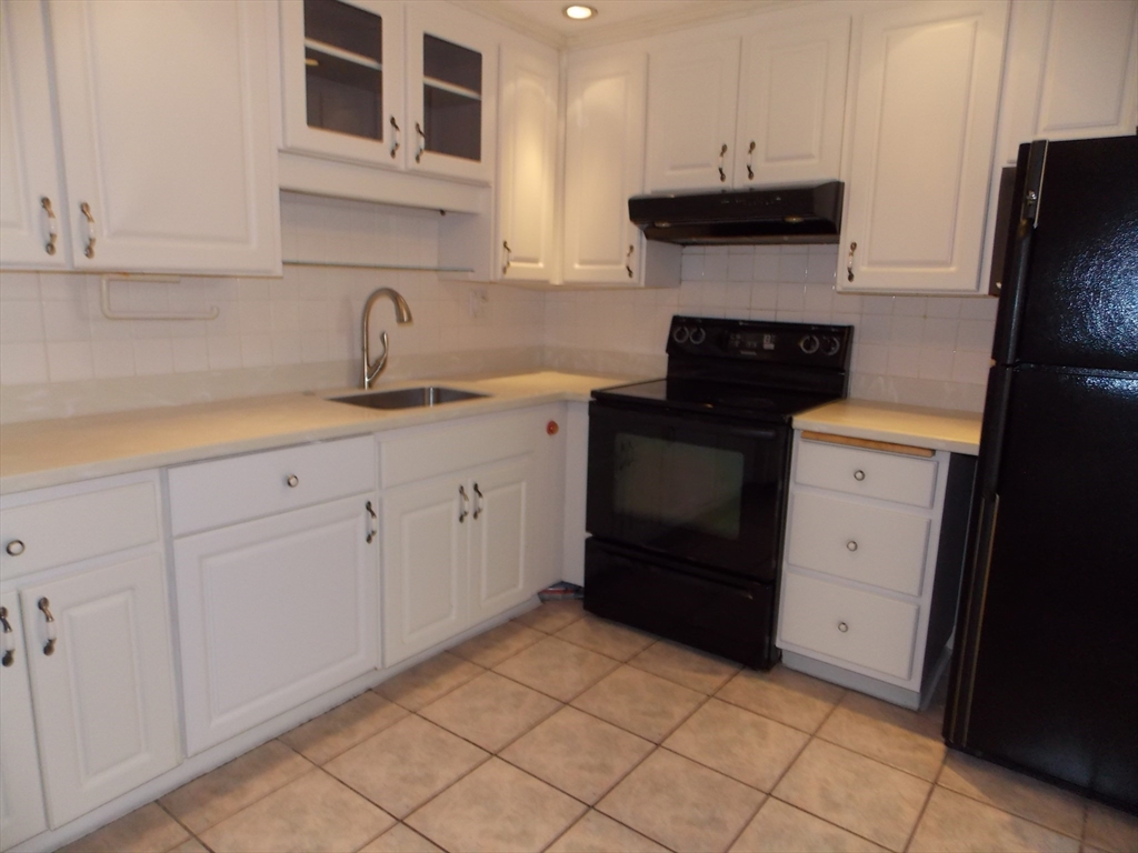 1321 Worcester Rd 608