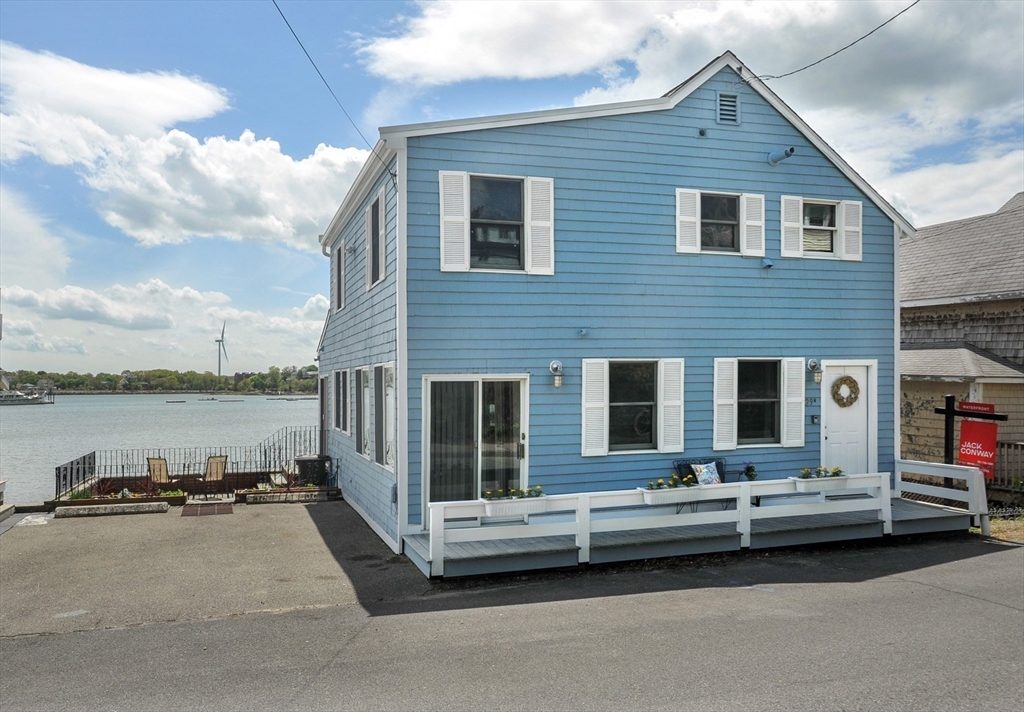 29-A Bay St