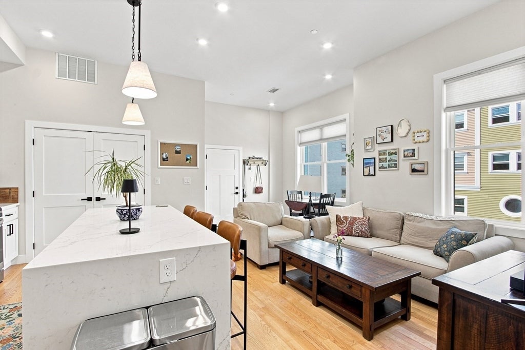 152 Marion Street #3, Boston, MA, 152 Marion Street #3, Boston, MA Photo #6