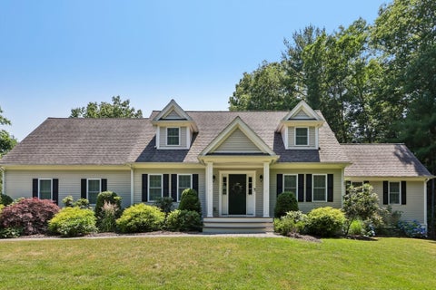 Photo of 831 Mayflower St, Duxbury, MA 02332 (MLS # 73537003)