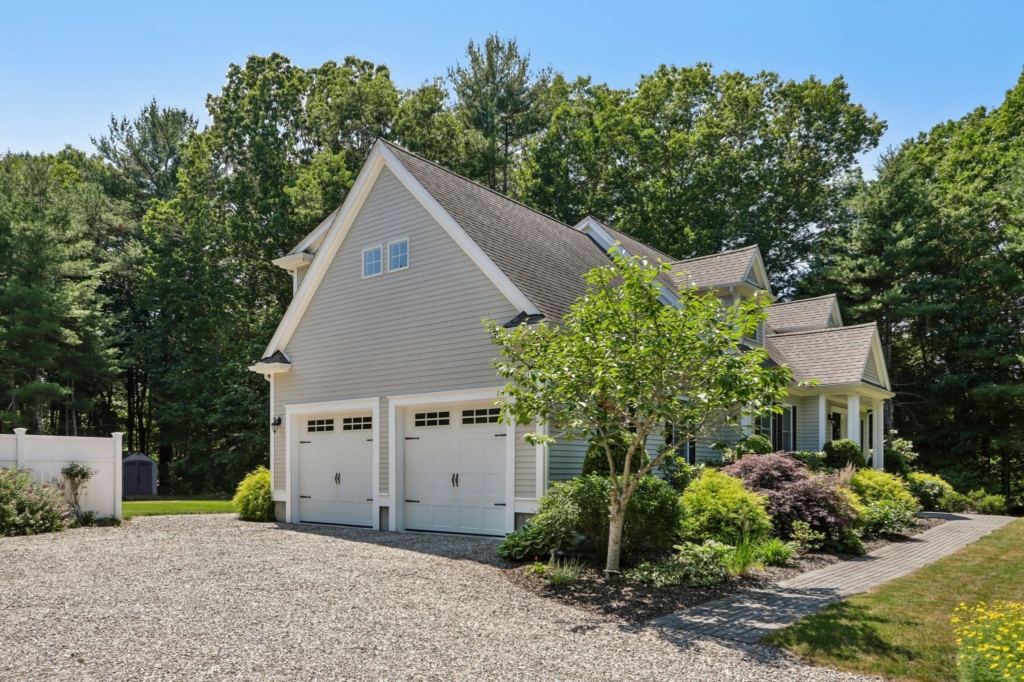 831 Mayflower St, Duxbury MA 02332